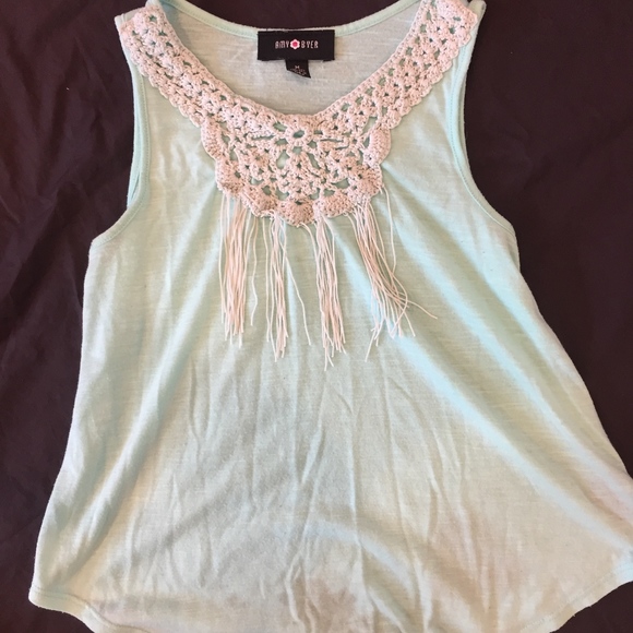 Bundle of girl's tops and skirt - Picture 5 of 7